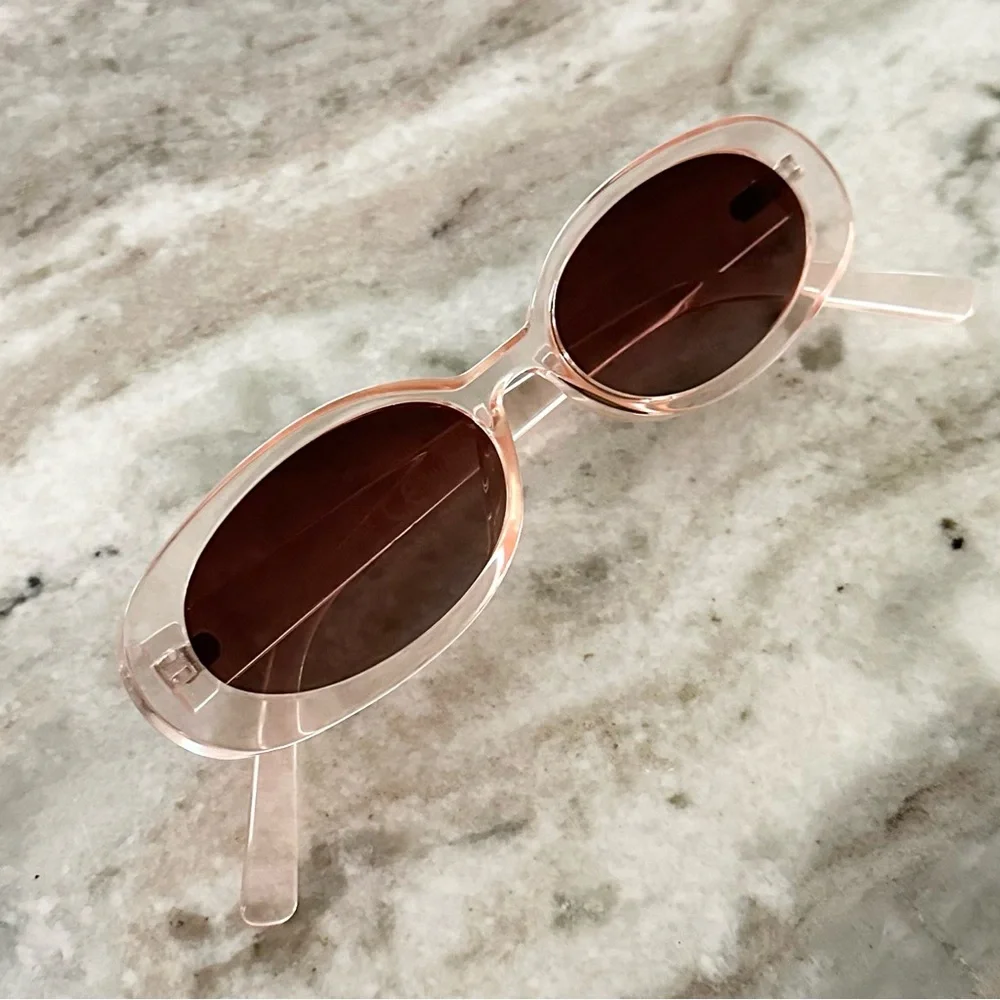 Pink Clear Oval Retro Style Sunglasses- Beach Vacation Vintage Inspired - Picture 4 of 16